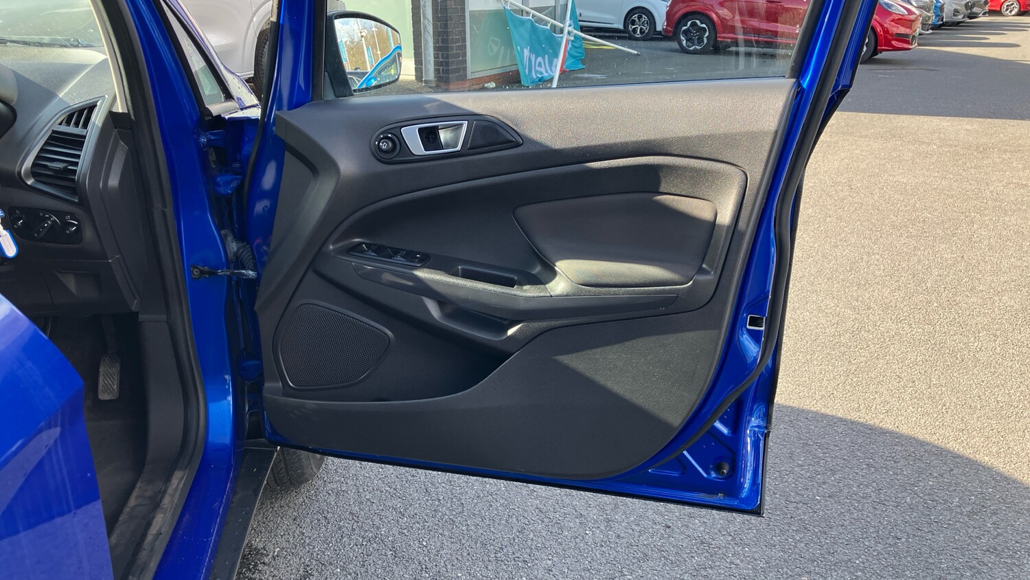 Used Ford Ecosport 2017 for sale - 77845187: Photo 42