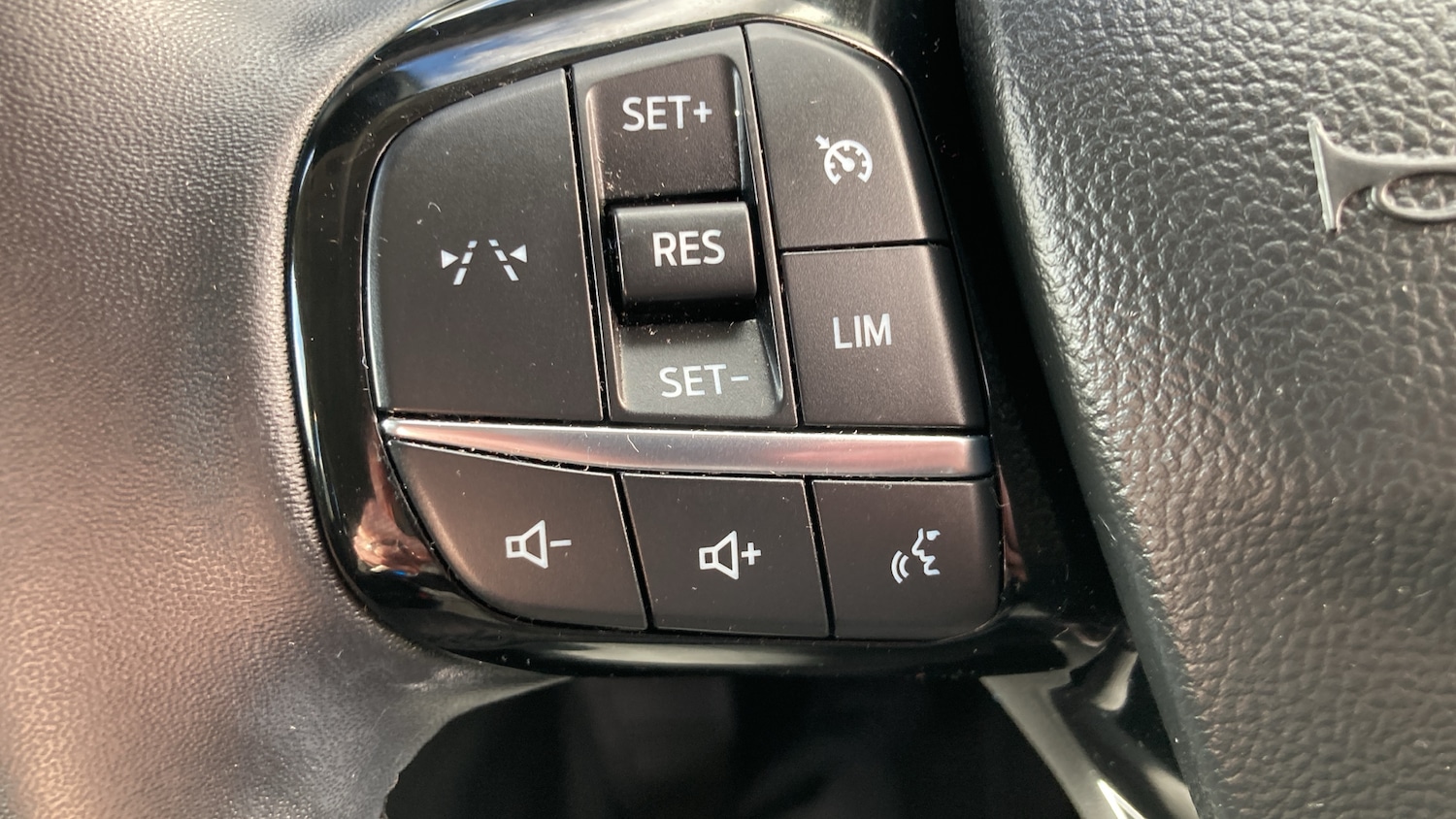 Used Ford Kuga 2024 for sale - 78067391: Photo 40