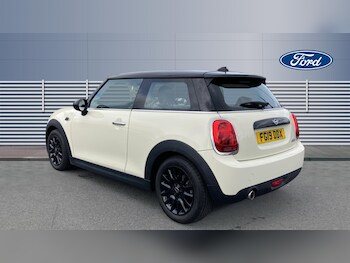 Used MINI Hatch 2019 for sale - 78131700: Photo