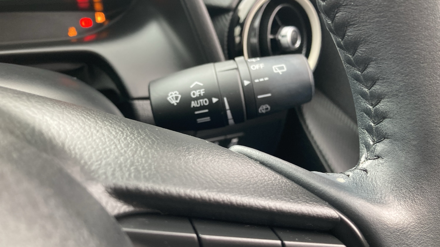 Used Mazda Mazda2 2024 for sale - 77492480: Photo 38