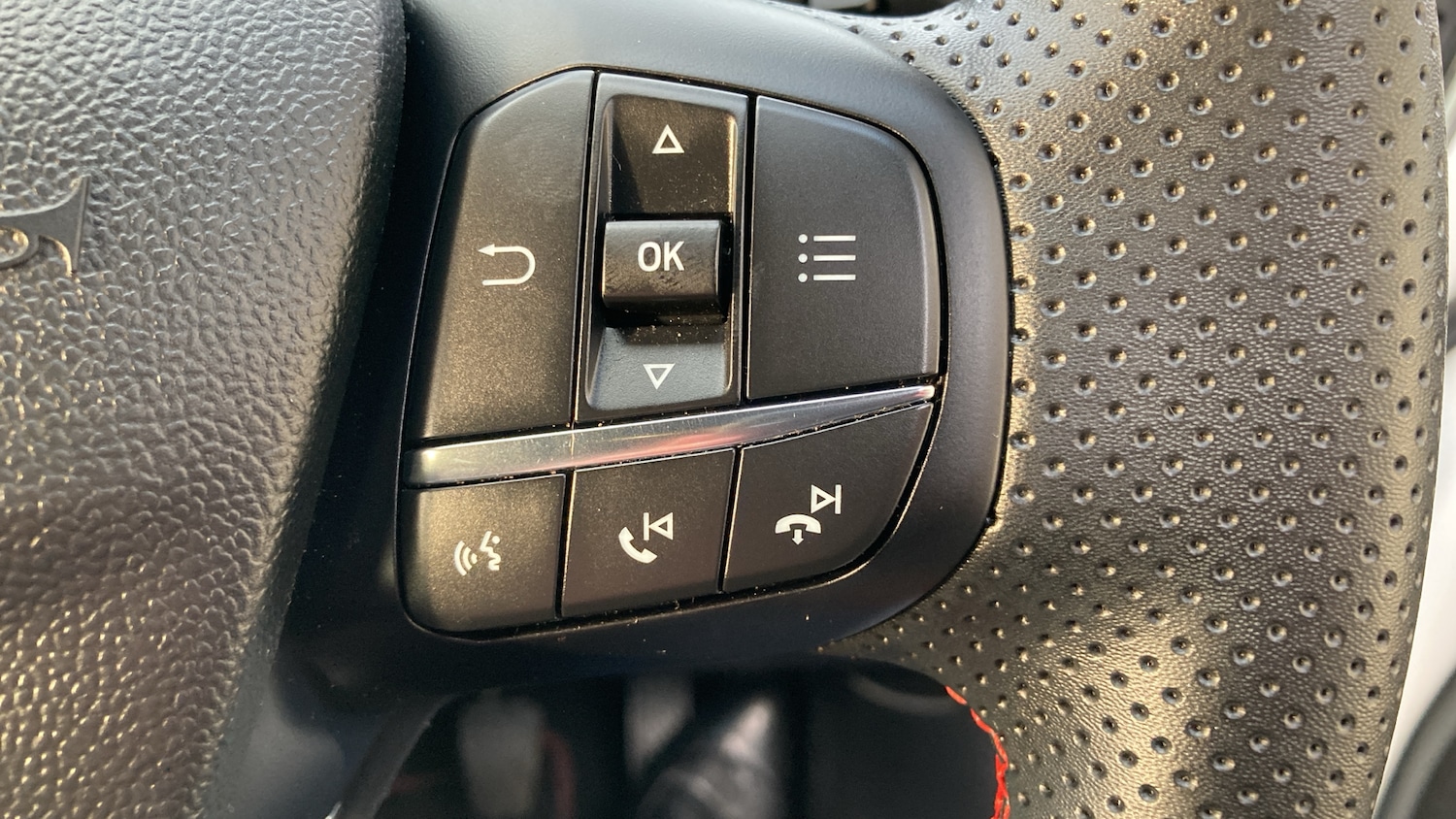 Used Ford Puma 2023 for sale - 76683988: Photo 31