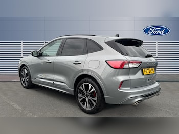 Used Ford Kuga 2023 for sale - 76089962: Photo 2