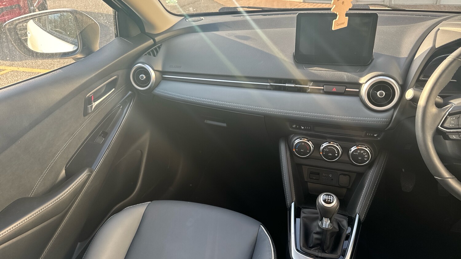 Used Mazda Mazda2 2022 for sale - 78175679: Photo 17