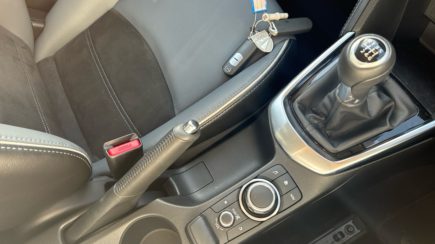 Used Mazda Mazda2 2022 for sale - 78175679: Photo 38