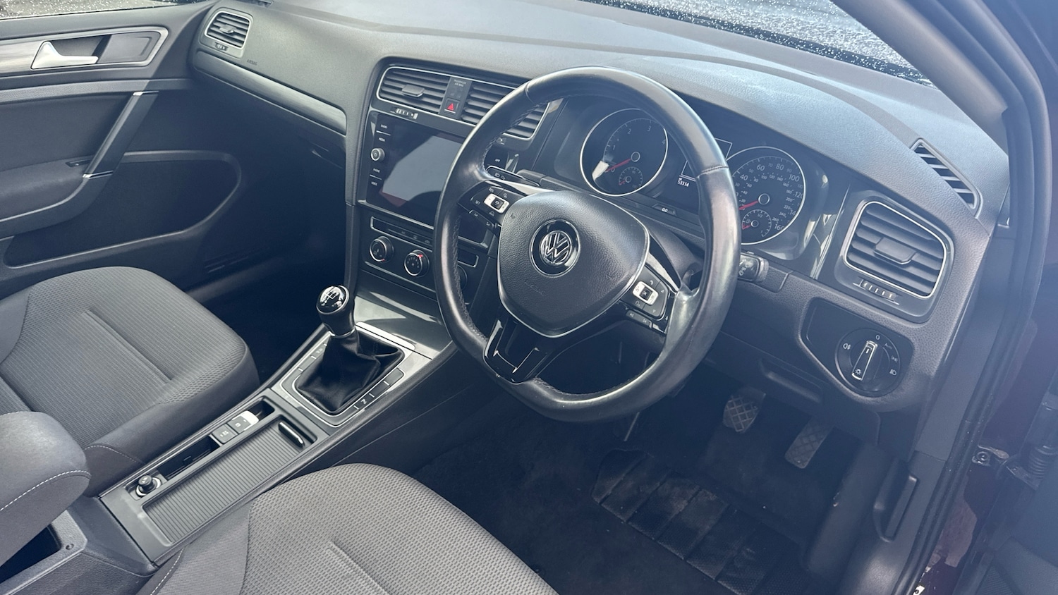 Used Volkswagen Golf 2017 for sale - 78025273: Photo 14