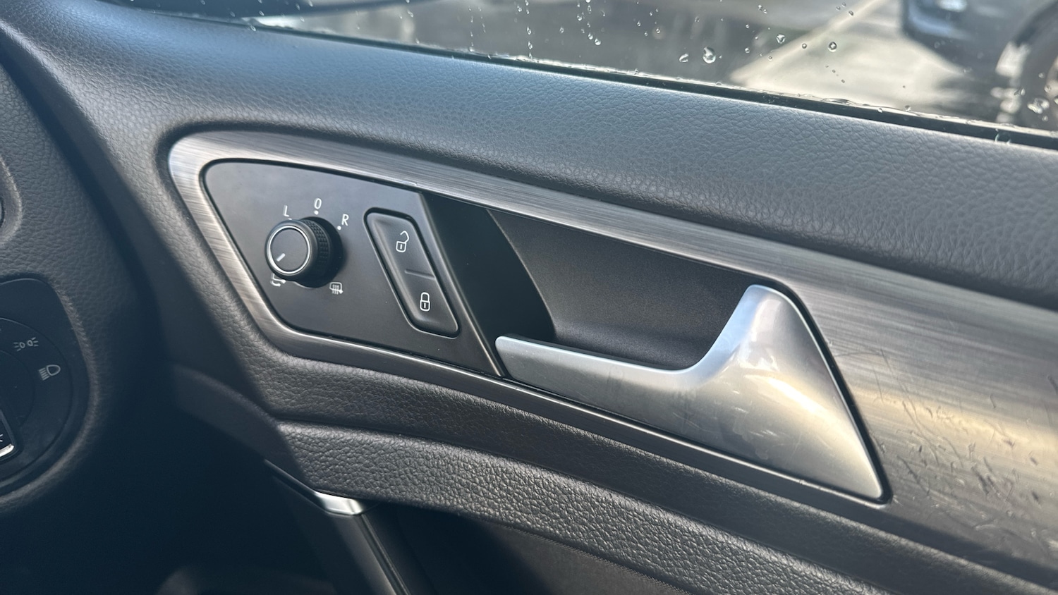 Used Volkswagen Golf 2017 for sale - 78025273: Photo 29