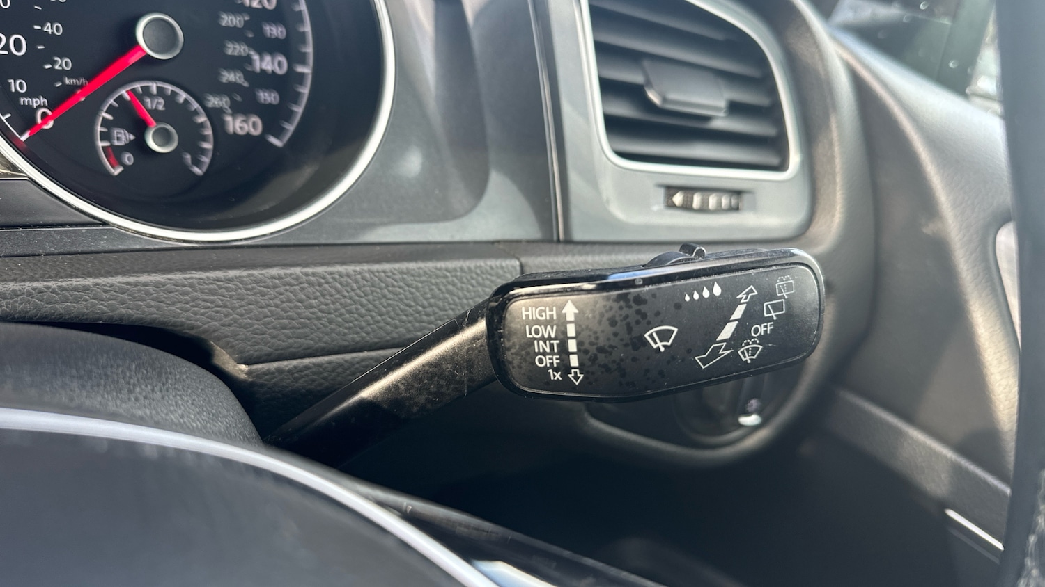 Used Volkswagen Golf 2017 for sale - 78025273: Photo 31