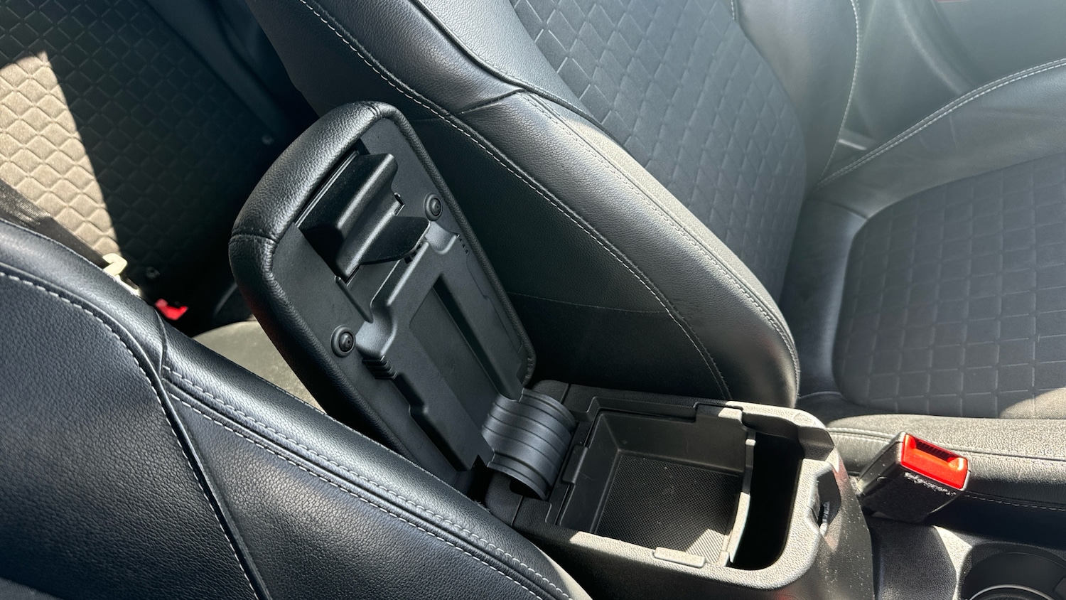 Used Ford Fiesta 2019 for sale - 78217895: Photo 46