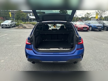 Used BMW 3 Series 2021 for sale - 75523913: Photo