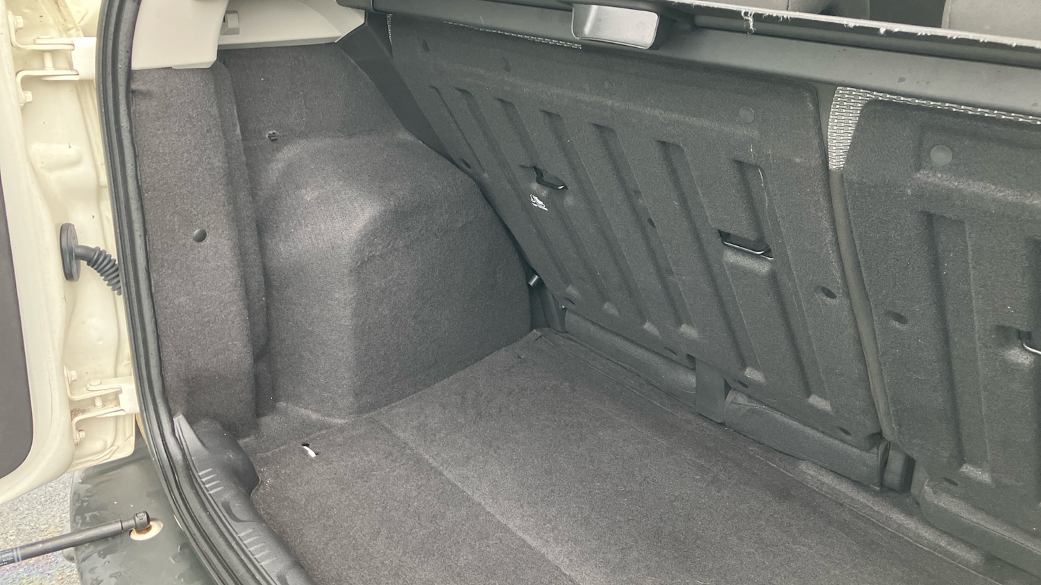 Used Ford Ecosport 2016 for sale - 76542739: Photo 24