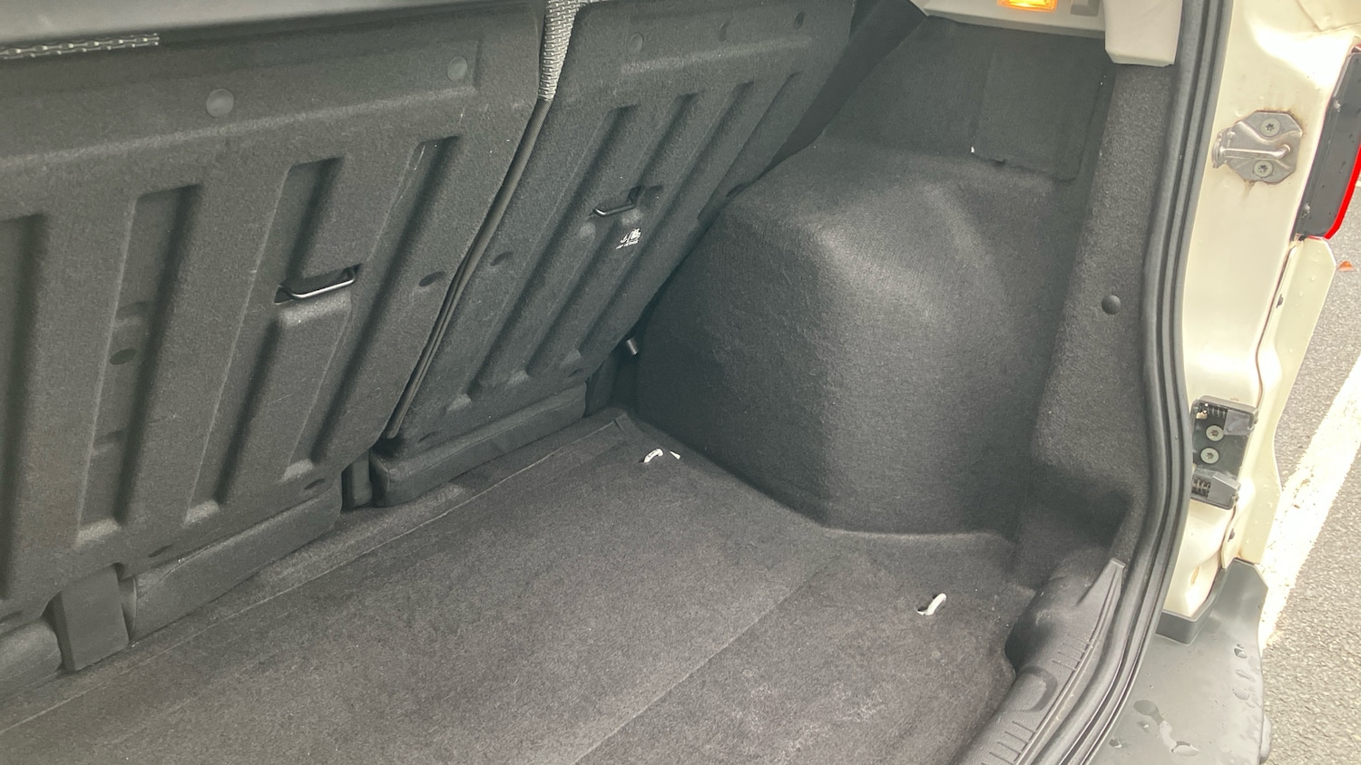 Used Ford Ecosport 2016 for sale - 76542739: Photo 25