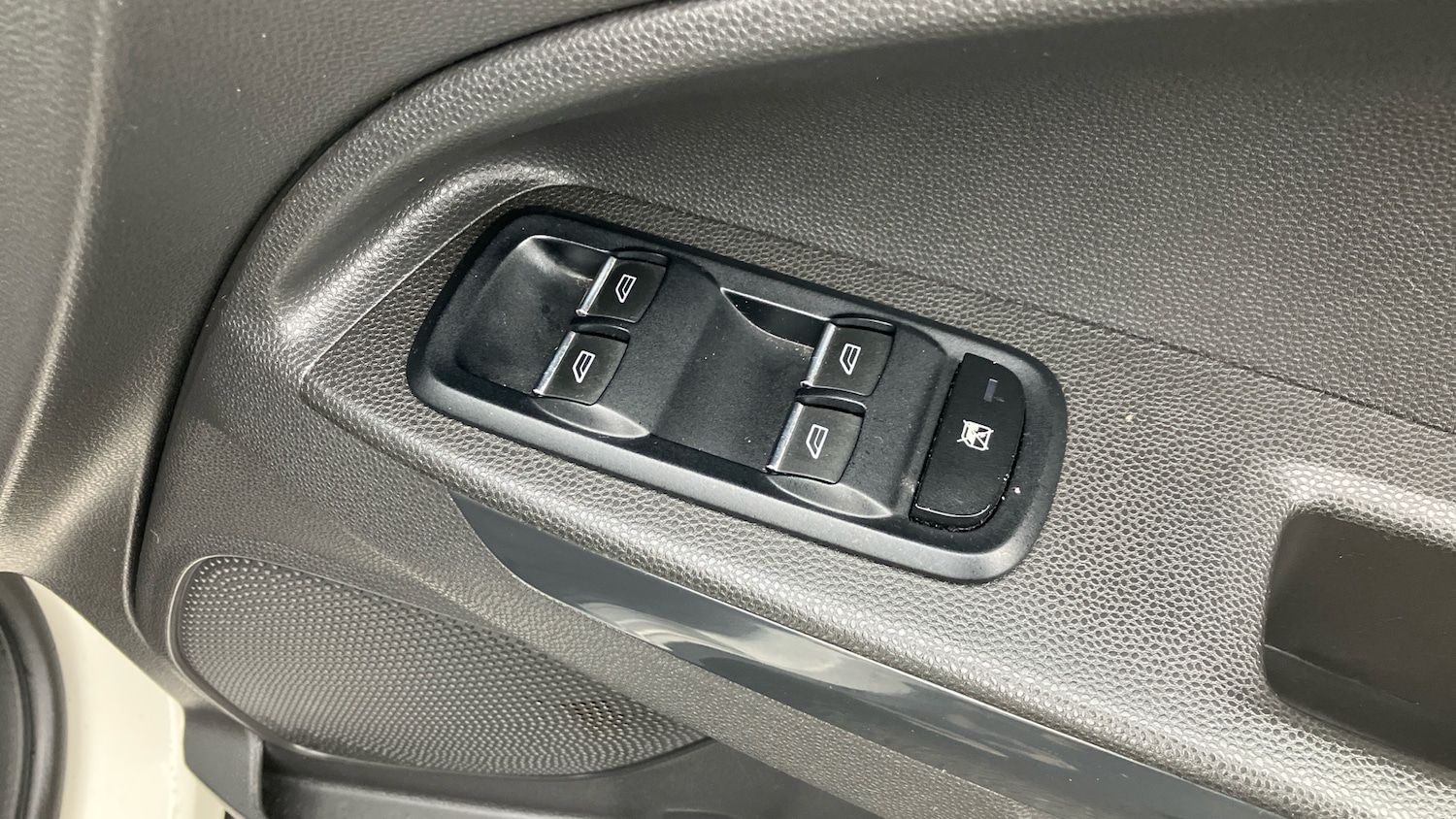 Used Ford Ecosport 2016 for sale - 76542739: Photo 39