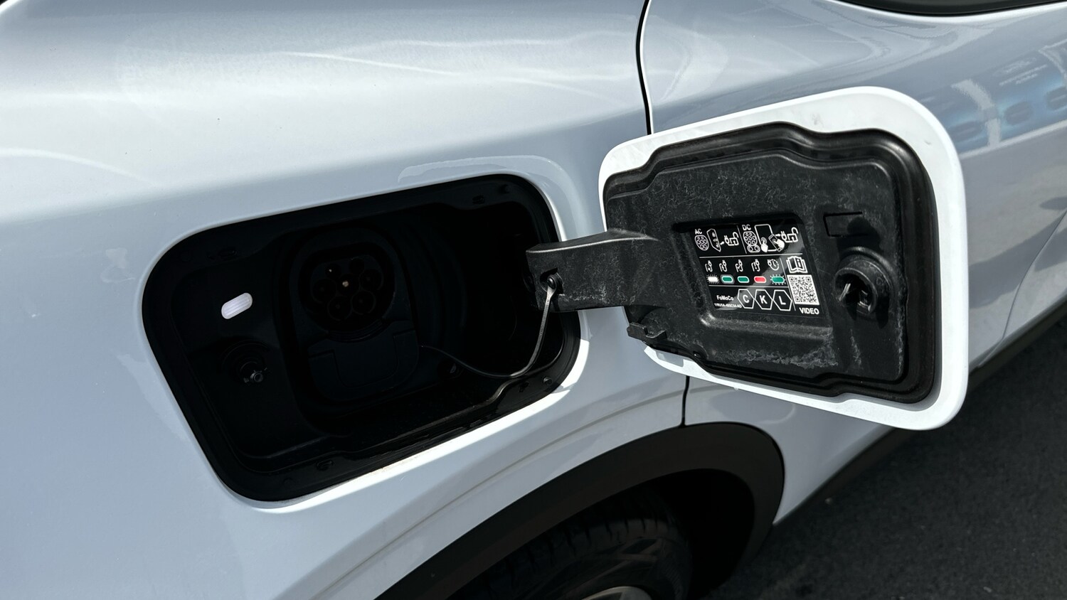 2025 Ford Explorer 210kW Premium 77kWh 5dr Auto Electric Estate Estate Electric - Picture 22 of 24