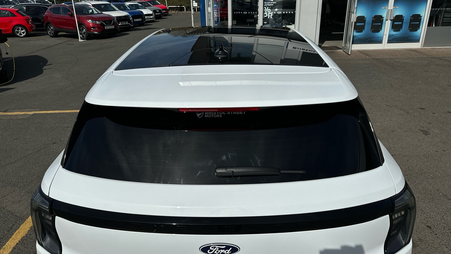 2025 Ford Explorer 210kW Premium 77kWh 5dr Auto Electric Estate Estate Electric - Picture 23 of 24
