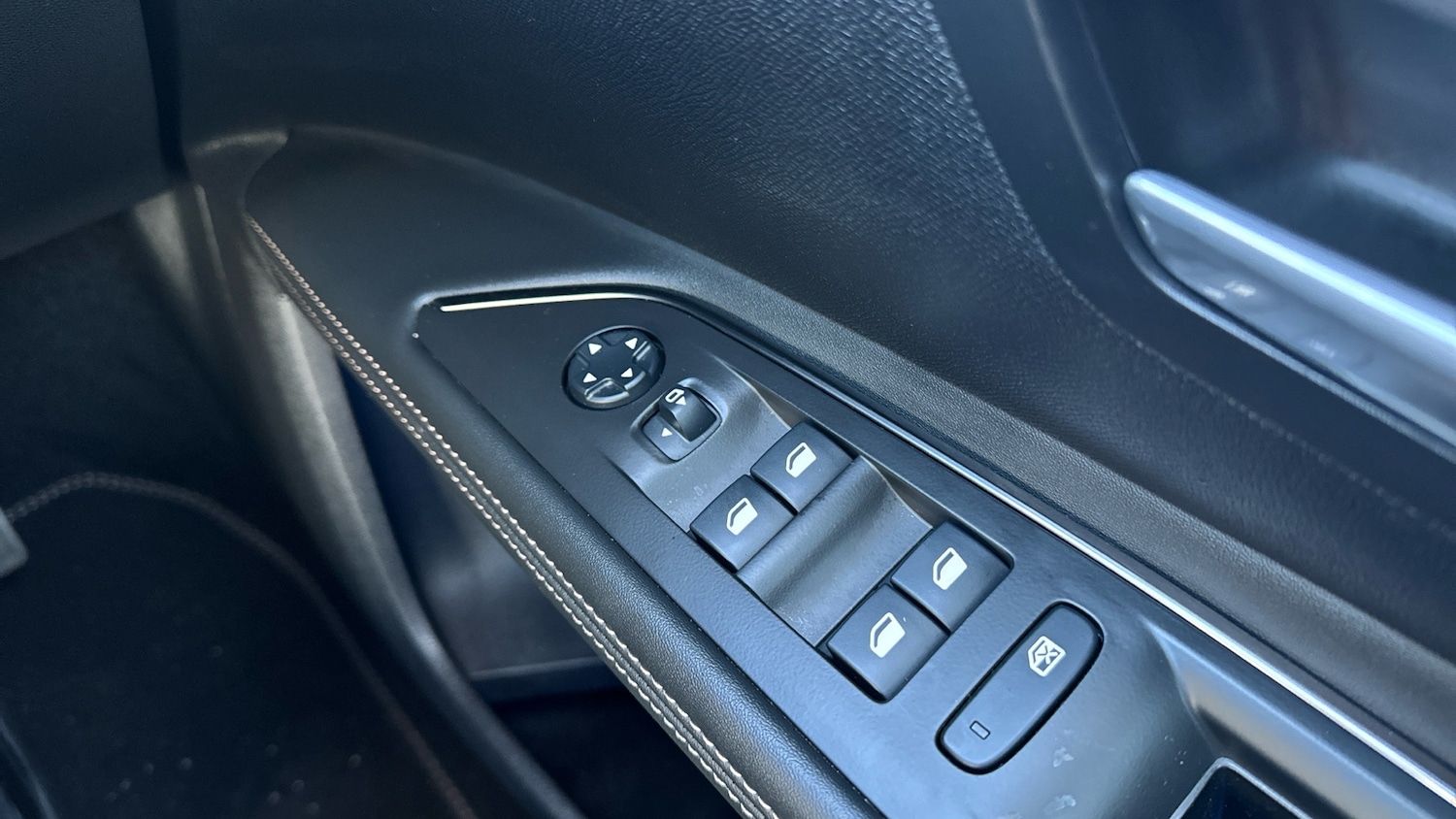 Used Peugeot 5008 2020 for sale - 77261316: Photo 33