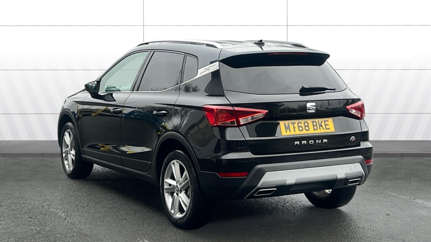 Used SEAT Arona 2018 for sale - 77297050: Photo 2