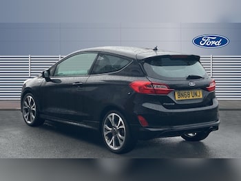 Used Ford Fiesta 2018 for sale - 77474956: Photo