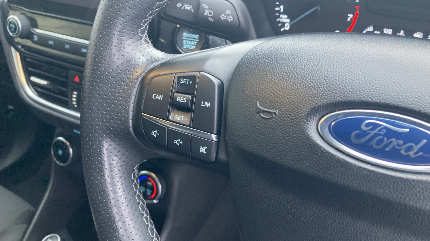 Used Ford Fiesta 2018 for sale - 77474956: Photo 33