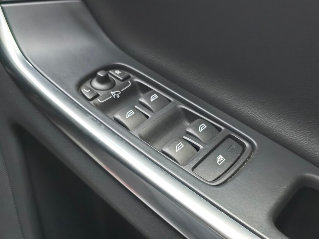 Used Volvo XC60 2013 for sale - 77399853: Photo 25