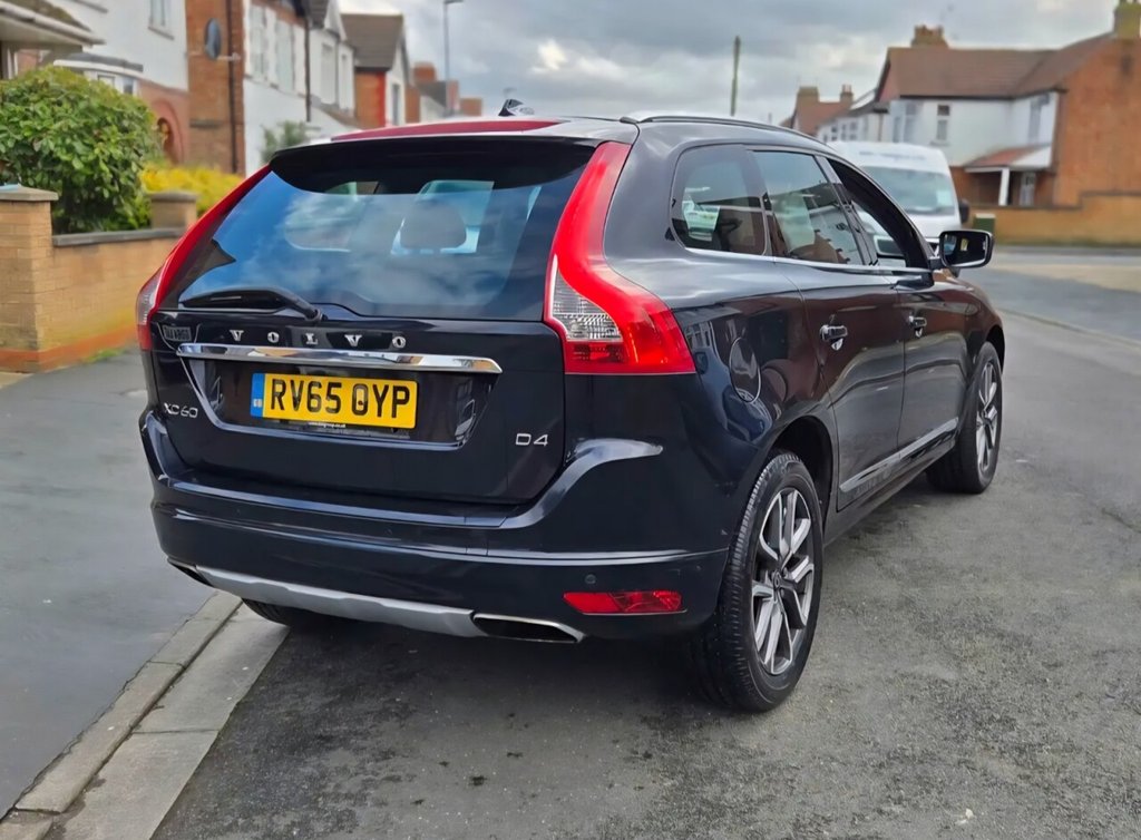 Used Volvo XC60 2015 for sale - 77720277: Photo 2