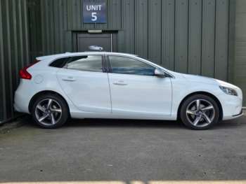 Used Volvo V40 2015 for sale - 75230545: Photo