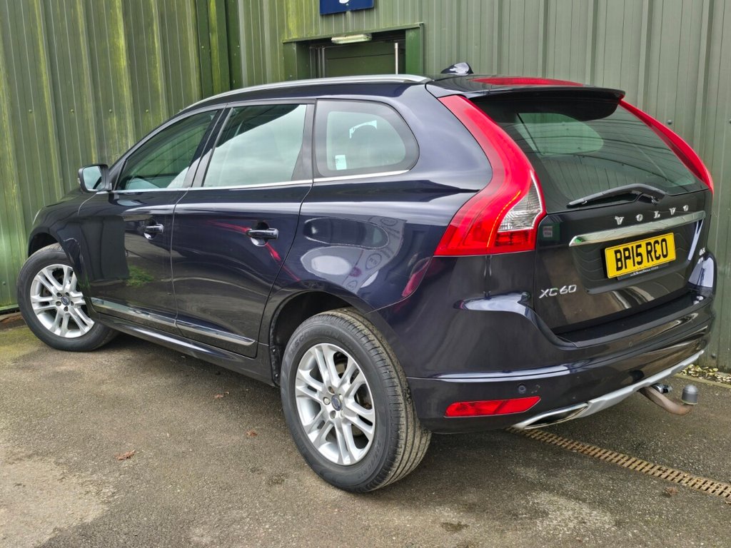 Used Volvo XC60 2015 for sale - 77680710: Photo 2