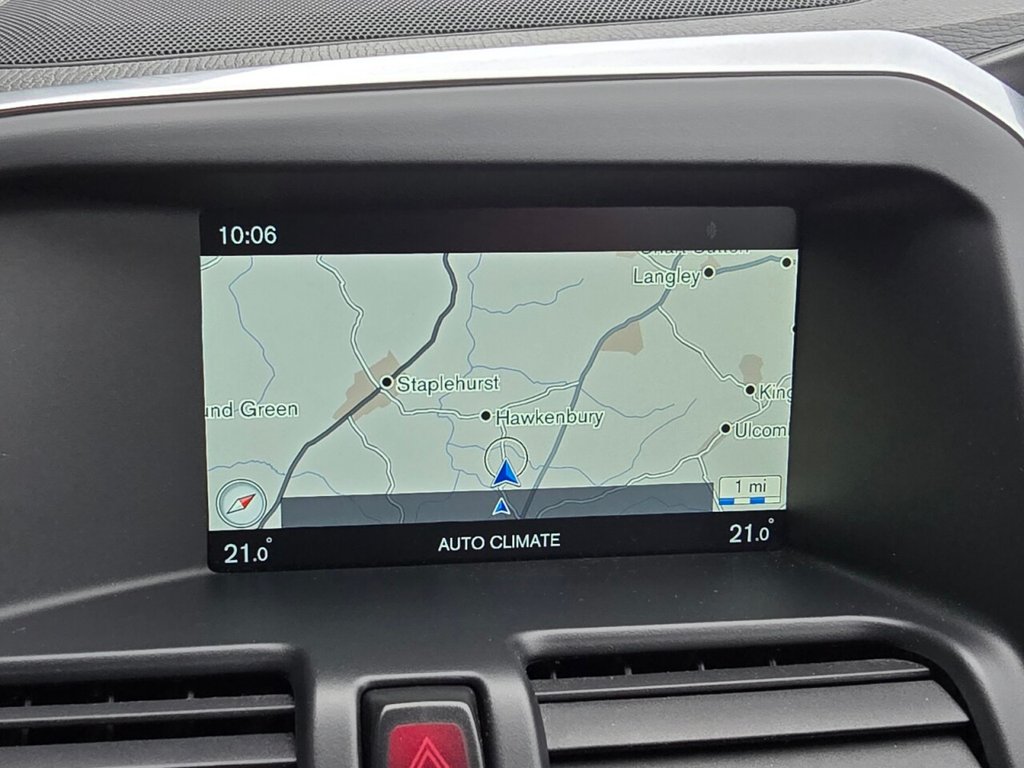 Used Volvo XC60 2015 for sale - 77680710: Photo 33