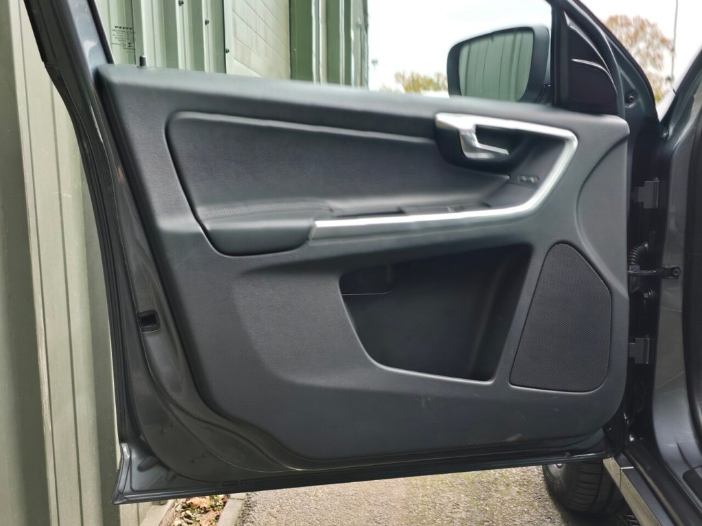 Used Volvo XC60 2016 for sale - 76496279: Photo 20