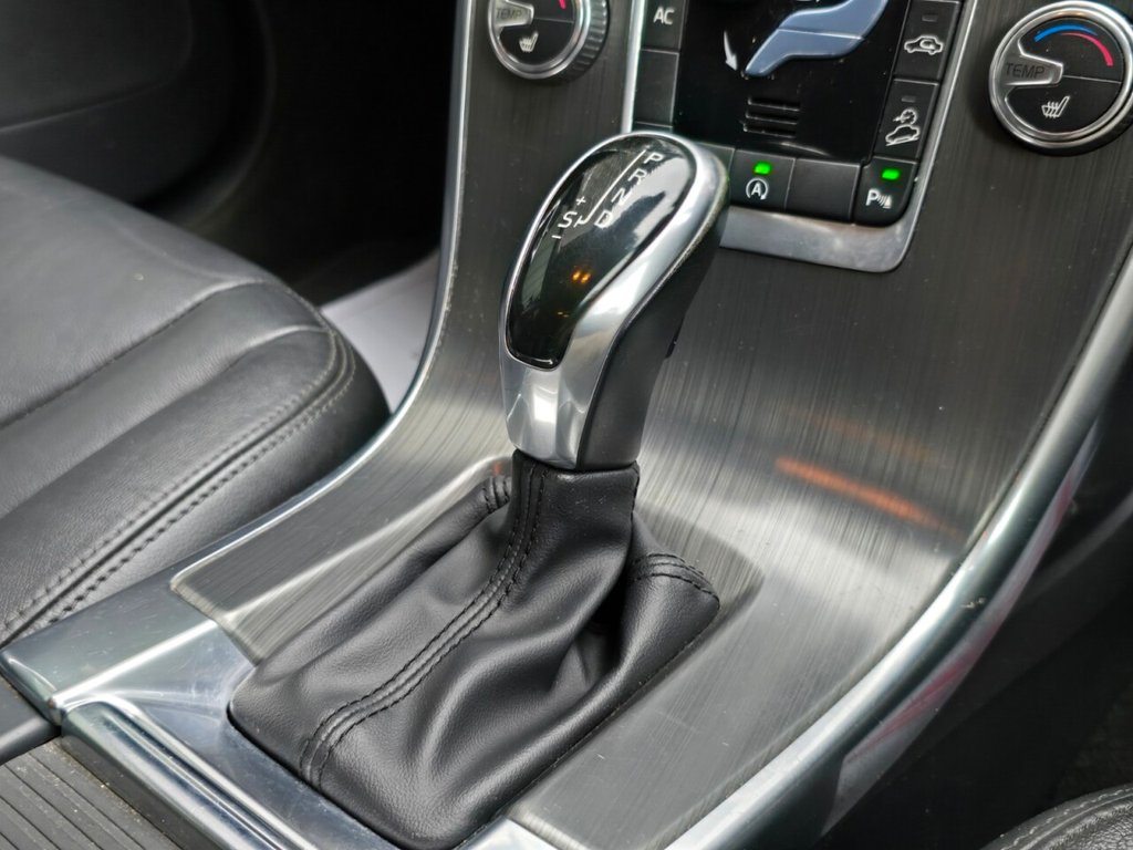 Used Volvo XC60 2016 for sale - 76496279: Photo 29