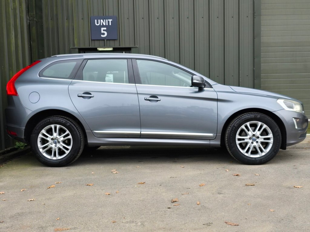 Used Volvo XC60 2016 for sale - 76496279: Photo 3