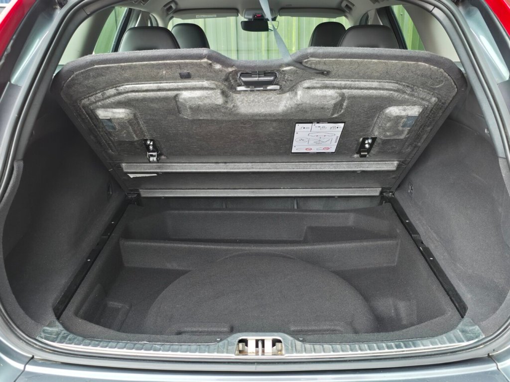 Used Volvo XC60 2016 for sale - 76496279: Photo 38