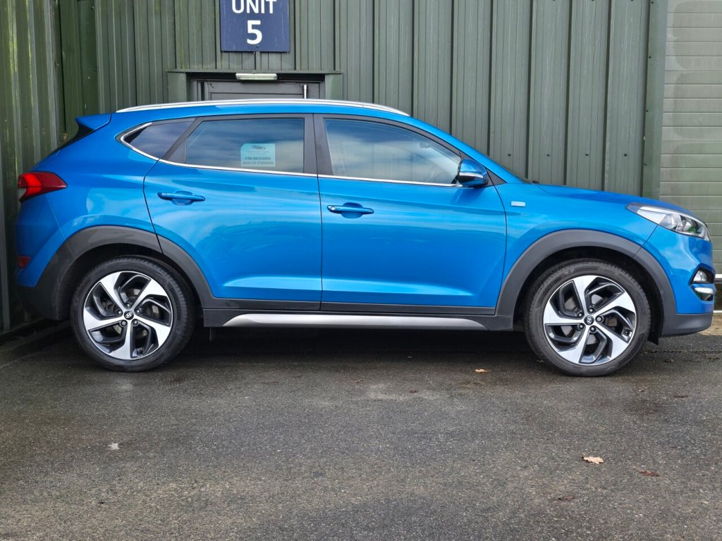 Used Hyundai TUCSON 2017 for sale - 77200453: Photo 3