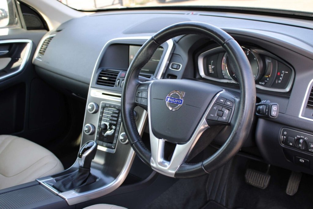 Used Volvo XC60 2015 for sale - 77967560: Photo 7