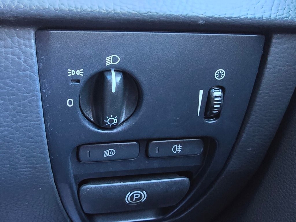 Used Volvo XC90 2013 for sale - 77631720: Photo 31