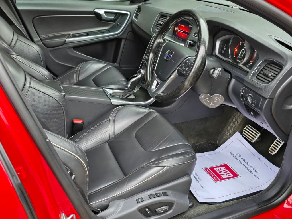 Used Volvo V60 2017 for sale - 76482401: Photo 16