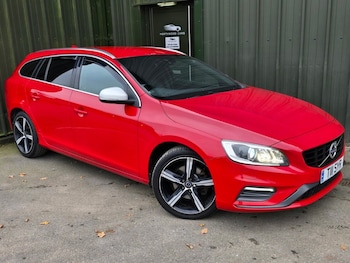 Used Volvo V60 2017 for sale - 76482401: Photo