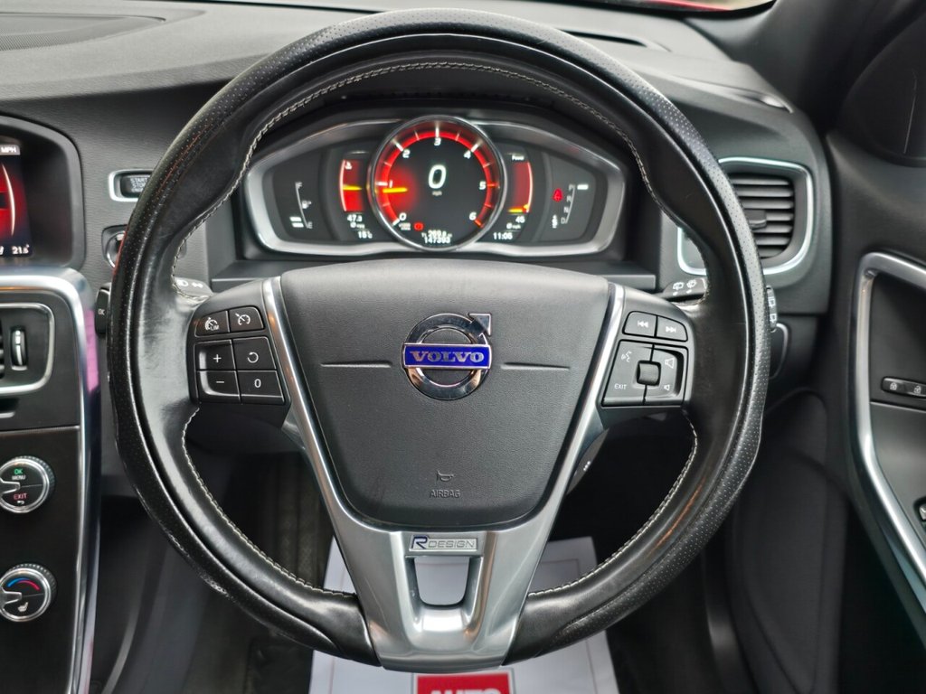 Used Volvo V60 2017 for sale - 76482401: Photo 26