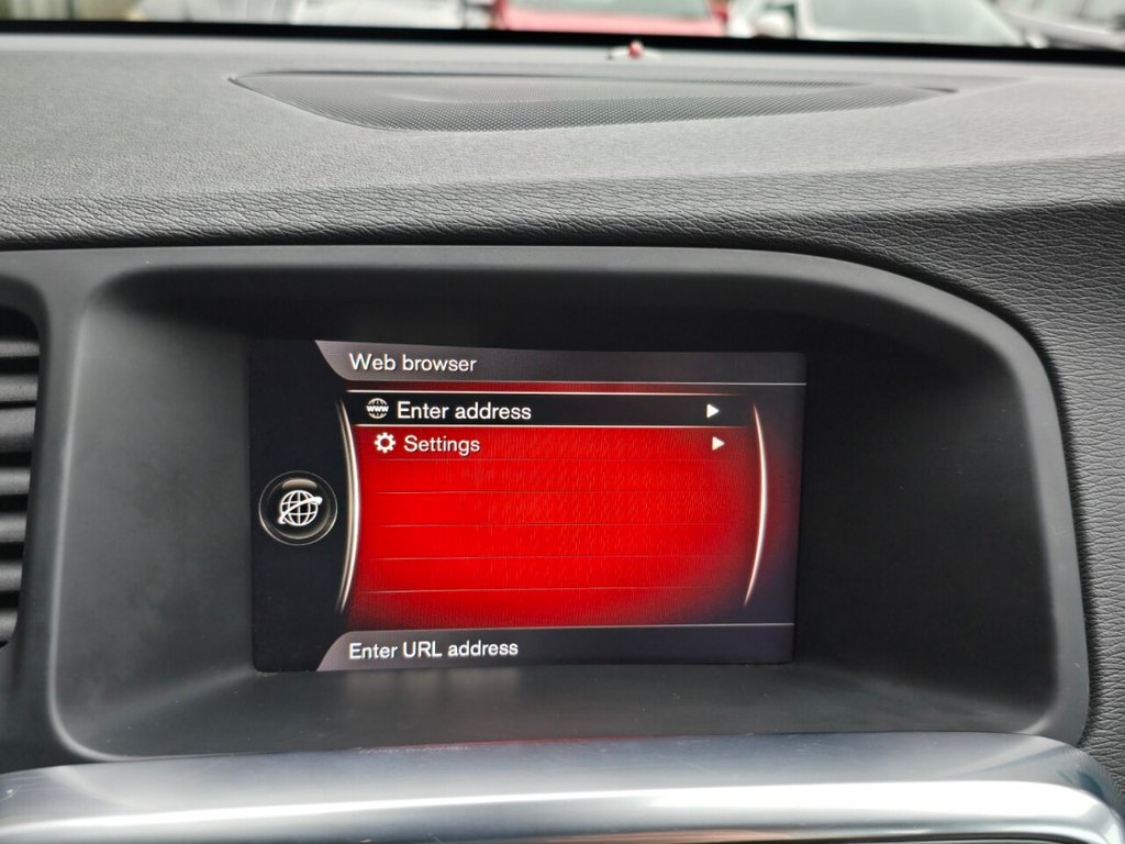 Used Volvo V60 2017 for sale - 76482401: Photo 35