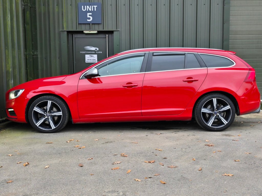 Used Volvo V60 2017 for sale - 76482401: Photo 6
