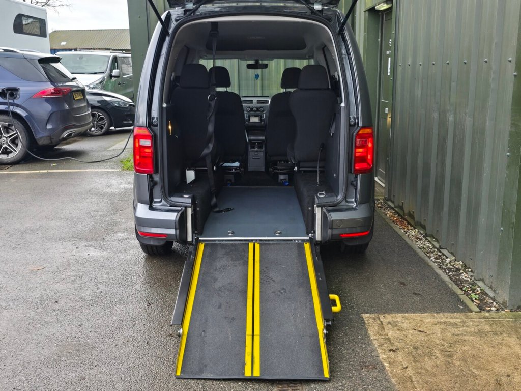 Used Volkswagen Caddy Life 2017 for sale - 77288329: Photo 11