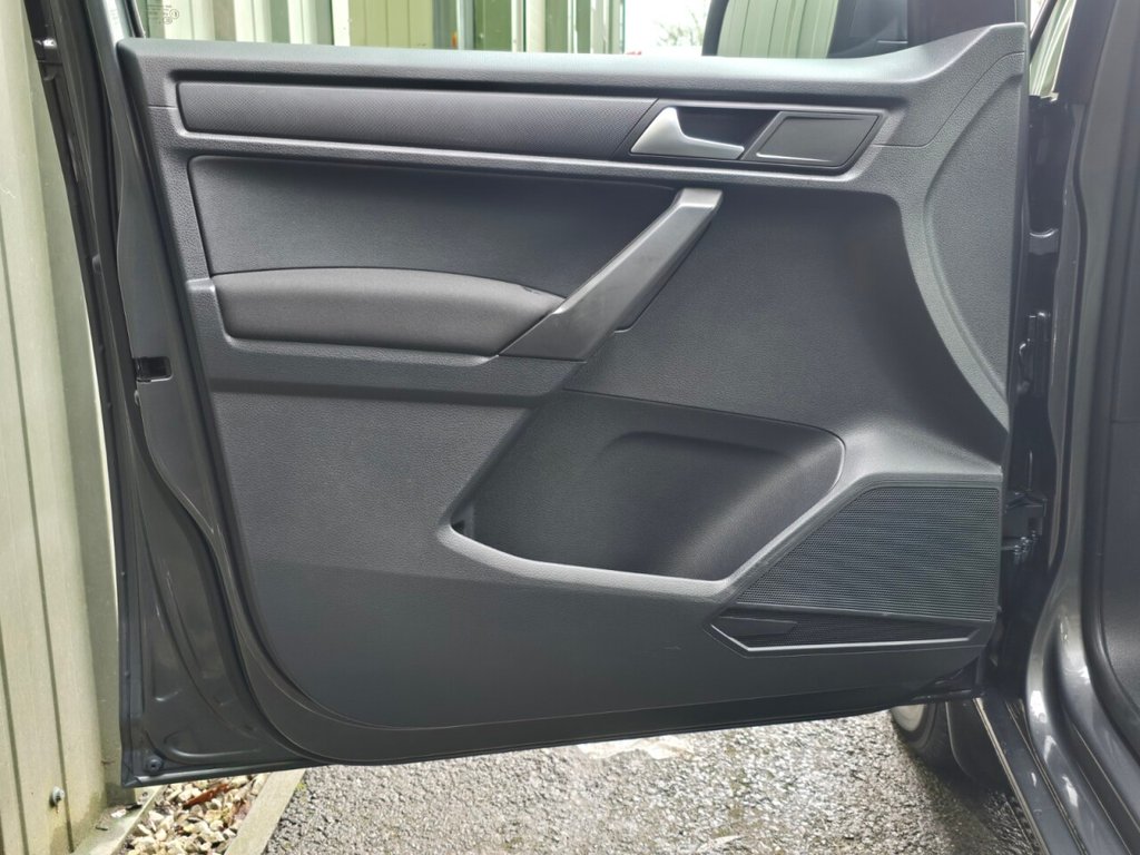 Used Volkswagen Caddy Life 2017 for sale - 77288329: Photo 20