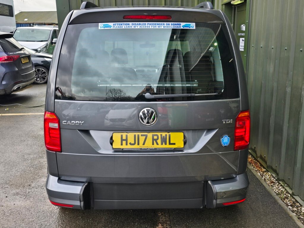 Used Volkswagen Caddy Life 2017 for sale - 77288329: Photo 8