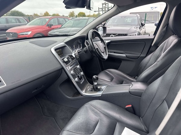 Used Volvo XC60 2014 for sale - 76303845: Photo 3