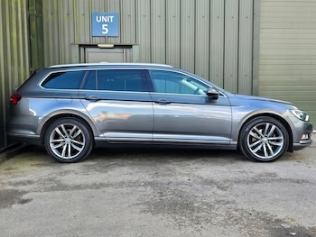 Used Volkswagen Passat 2017 for sale - 78271610: Photo