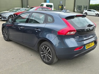 Used Volvo V40 2016 for sale - 78468744: Photo