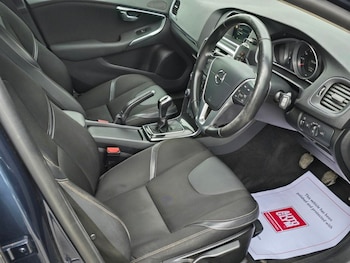 Used Volvo V40 2016 for sale - 78468744: Photo