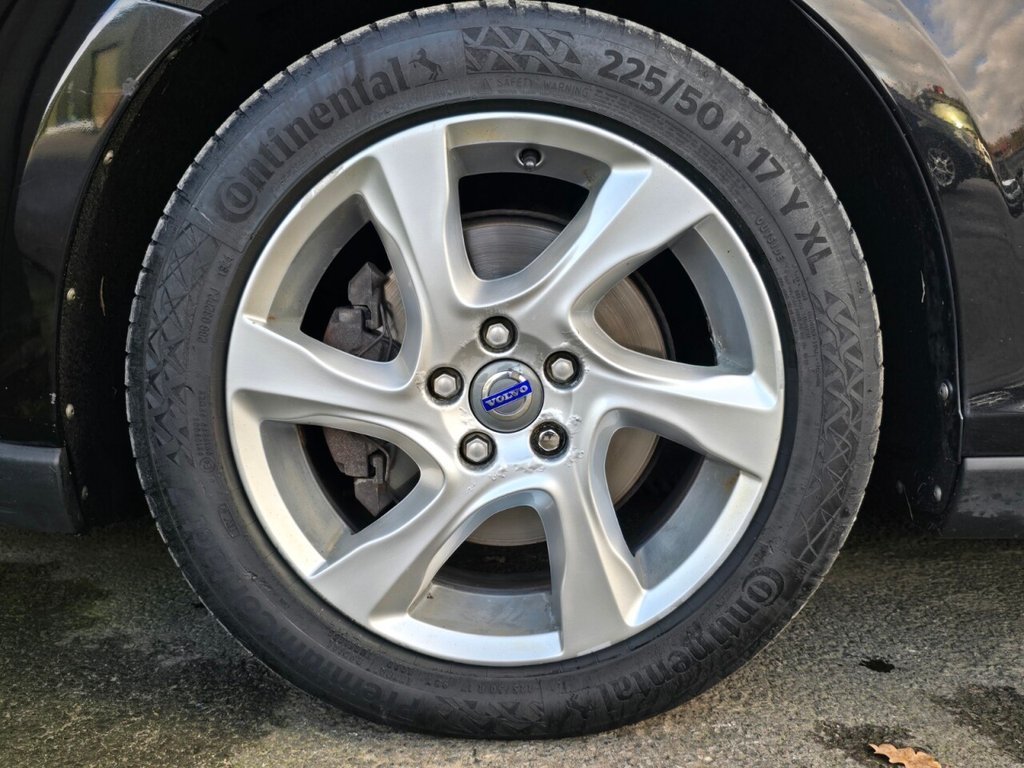 Used Volvo V40 Cross Country 2013 for sale - 76482101: Photo 11