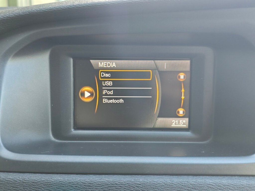 Used Volvo V40 Cross Country 2013 for sale - 76482101: Photo 30