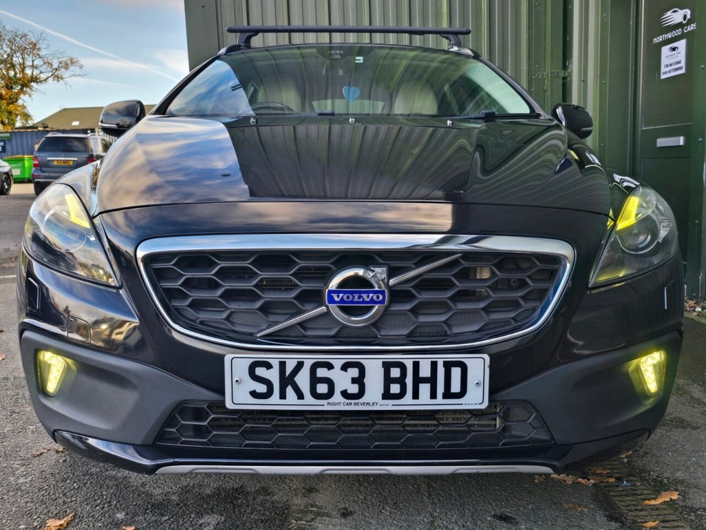 Used Volvo V40 Cross Country 2013 for sale - 76482101: Photo 4