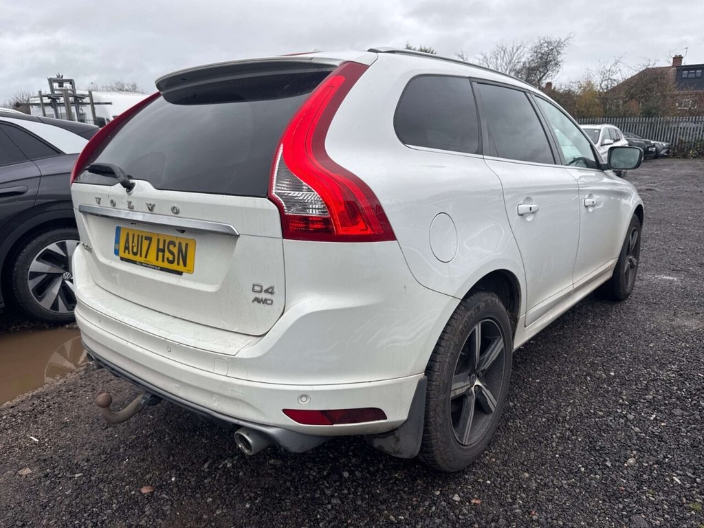Used Volvo XC60 2017 for sale - 76546932: Photo 3